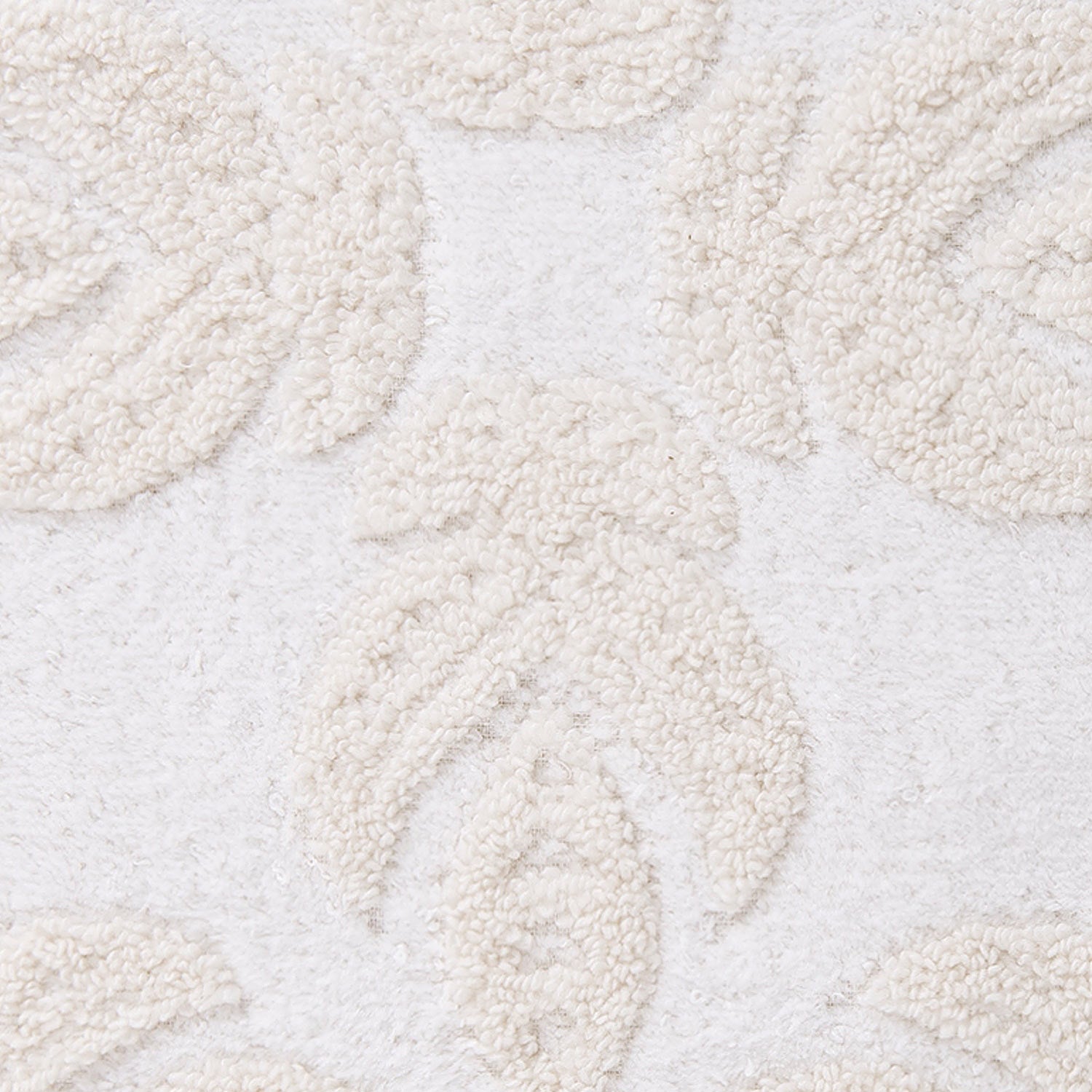 Dasati White Bath Towel