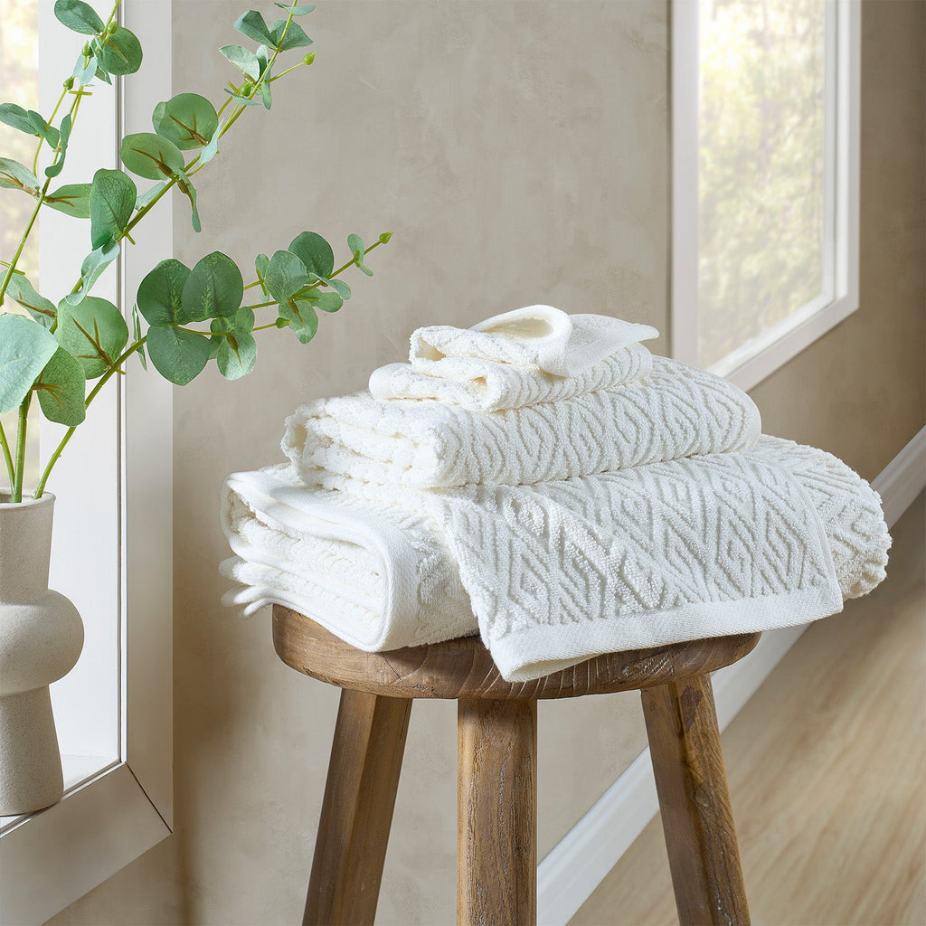 Maze Ivory Bath Towel