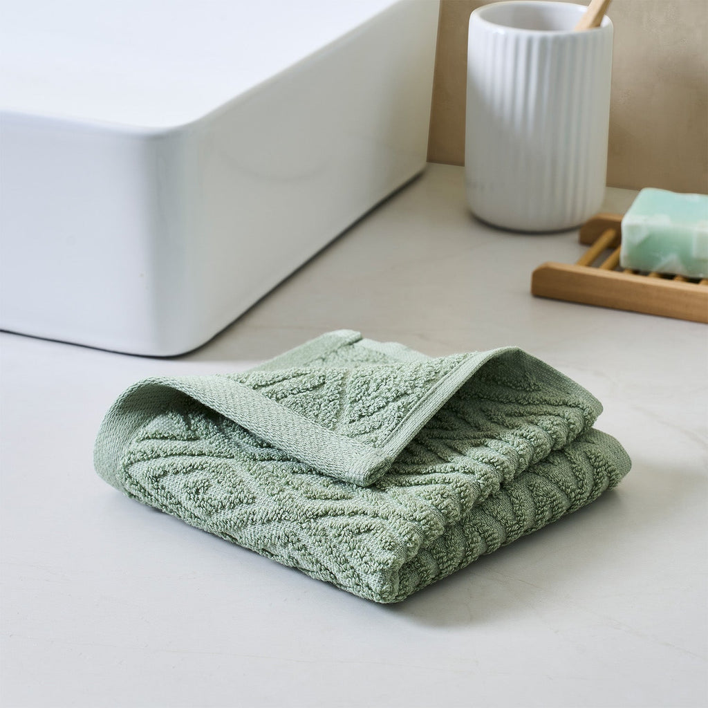 Maze Sage Bath Towel