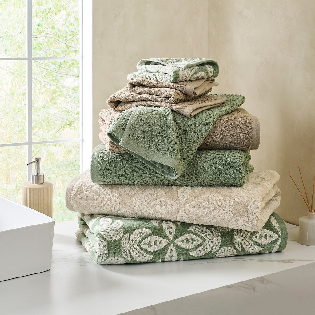 Maze Sage Bath Towel