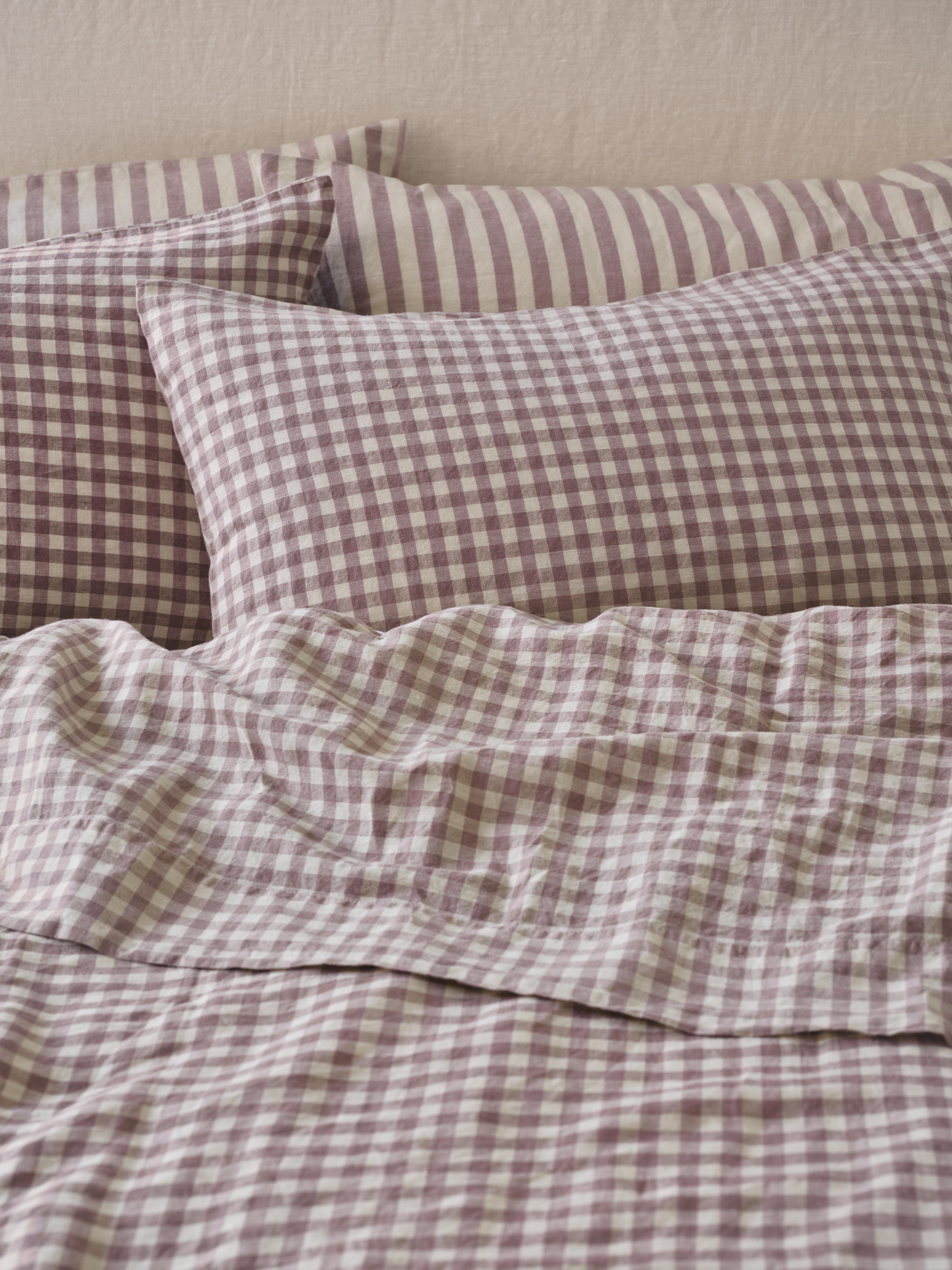 Elderberry Gingham 100% Linen Pillowcases (Pair)
