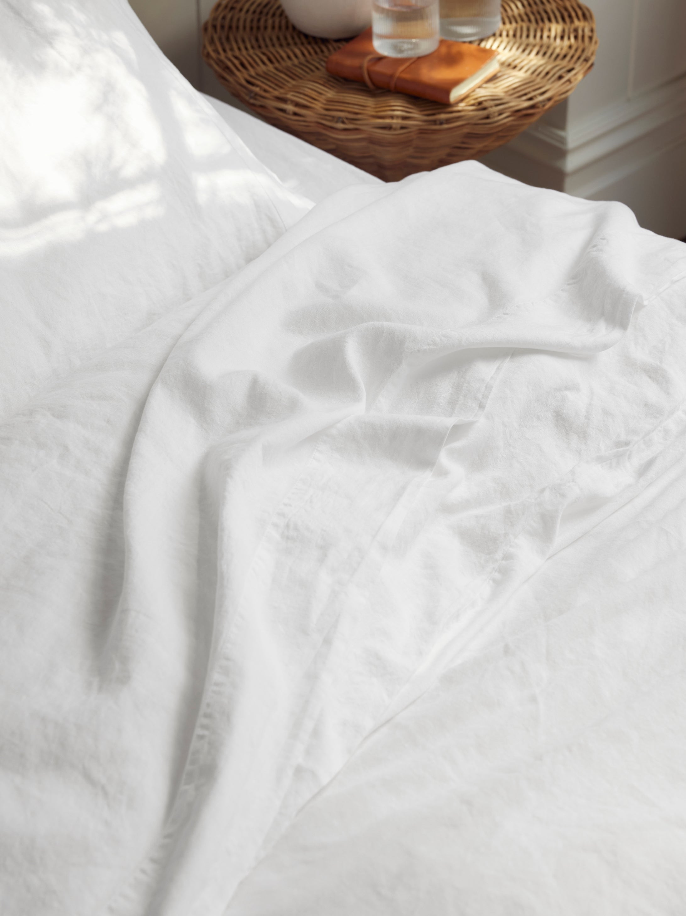 White 100% Linen Flat Sheet